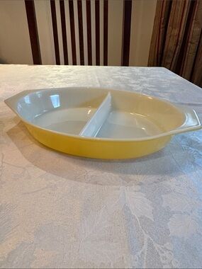 Pyrex Yellow and White Oval Divided Bake Dish